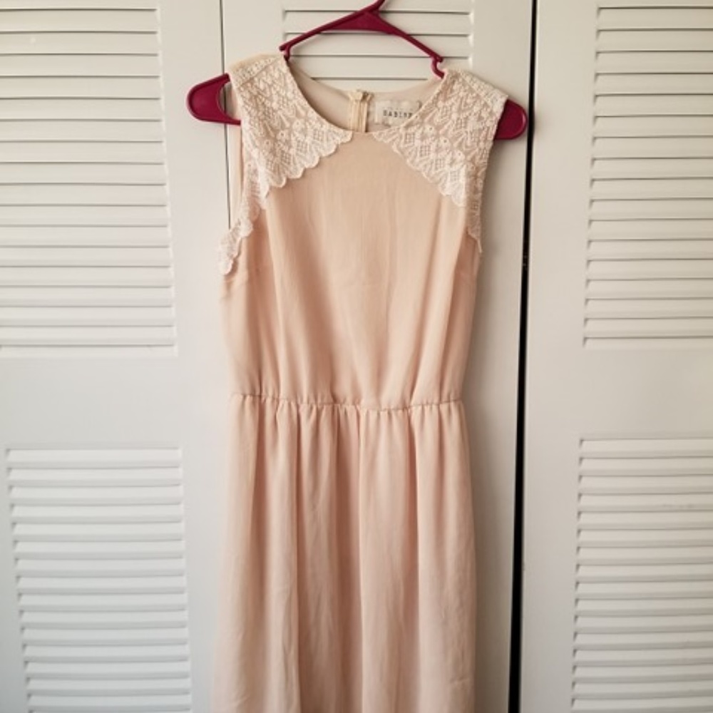 Sabine Classic Dress